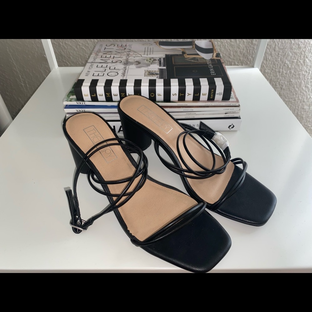 Black Strappy Block Heels (Size 7)